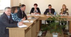 ​Проблемы трудоустройства лиц с инвалидностью и участников АТО обсудили в Лугинах/