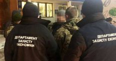 ​Посадовця лісгоспу Олевського району викрили у хабарництві/
