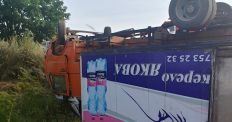 ​Смертельна ДТП: На Житомирщині перекинулася вантажівка з 3 пасажирами. ФОТО/