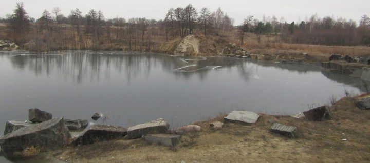 ​Понад 4,3 млн грн збитків: на Житомирщині слідчі повідомили про підозру ексдиректору підприємства з видобування каменю