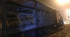 ​Киевские полицейские задержали грузовик перевозчика с Житомирщины/
