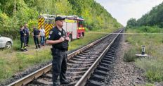 ​На залізничній колії в Житомирській області стався вибух - на місці працюють спецслужби. ФОТО /