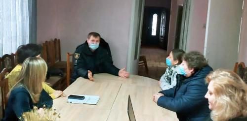 ​Дільничні офіцери Бердичівщини прозвітували перед громадами про результати своєї роботи