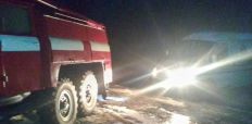 ​В Житомирской области автомобиль скорой застрял на обочине в рытвине. ФОТО/