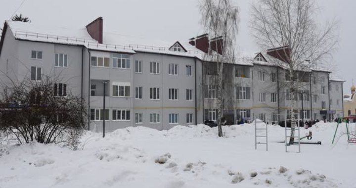 ​В Овручі 36 родин ВПО отримали ключі від нового безбар’єрного житла